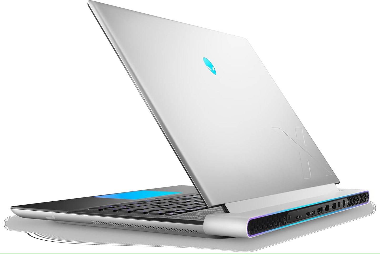 Alienware X16 R2 / Intel Core Ultra 9 / RTX 4090 16GB / 32GB RAM / 1TB SSD